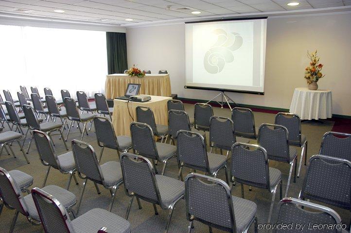 Hotel Diego De Almagro Консепсьон Удобства фото